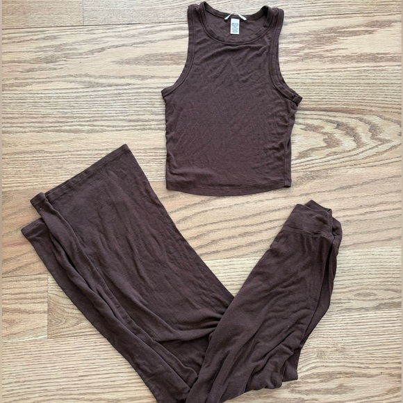 Modal sleep set - Picture 1 of 1